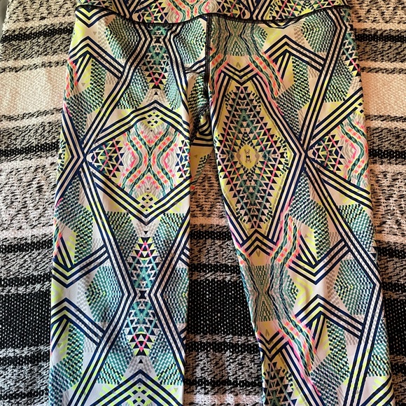 VSX Neon Capri Leggings - Picture 2 of 2
